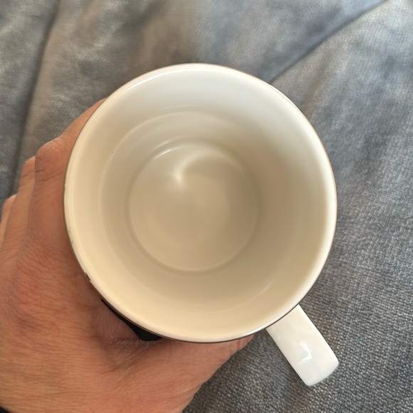 2 Carolyns Irish cream coffee mugs. White with gold rim. Collectors cup. New - Picture 5 of 8